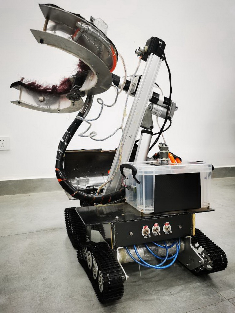 行道树喷白机器人