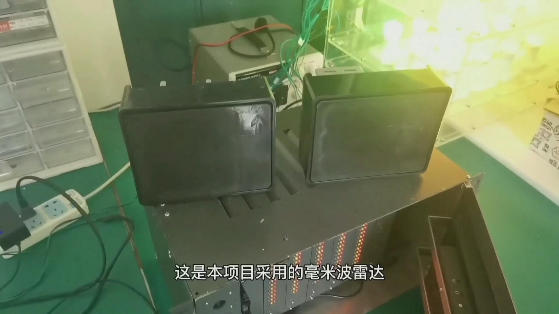 HP-LOOK全息感知——基于路侧边缘计算的出行者全息交通云服务技术 及系统开发